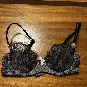 Victorias Secret Very Sexy Unlined Demi Bra